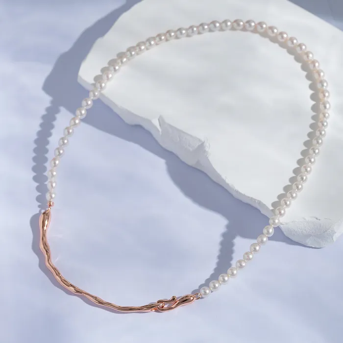 Necklaces Freshwater Pearl Necklace WN00539 Fluid Pearly Lustre