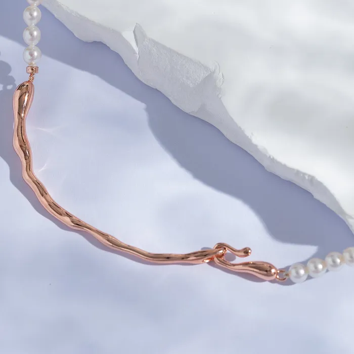 Necklaces Freshwater Pearl Necklace WN00539 Fluid Pearly Lustre