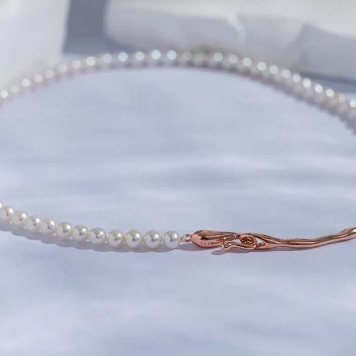 Necklaces Freshwater Pearl Necklace WN00539 Fluid Pearly Lustre