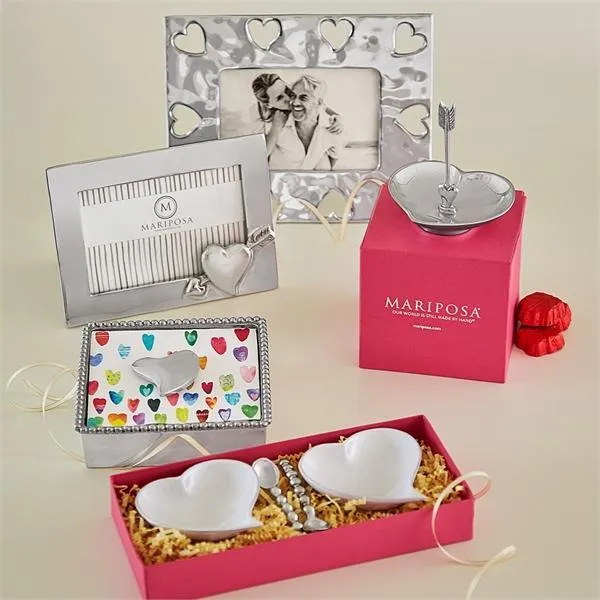 Mariposa Mariposa Open Heart Border 4x6 Frame Rings