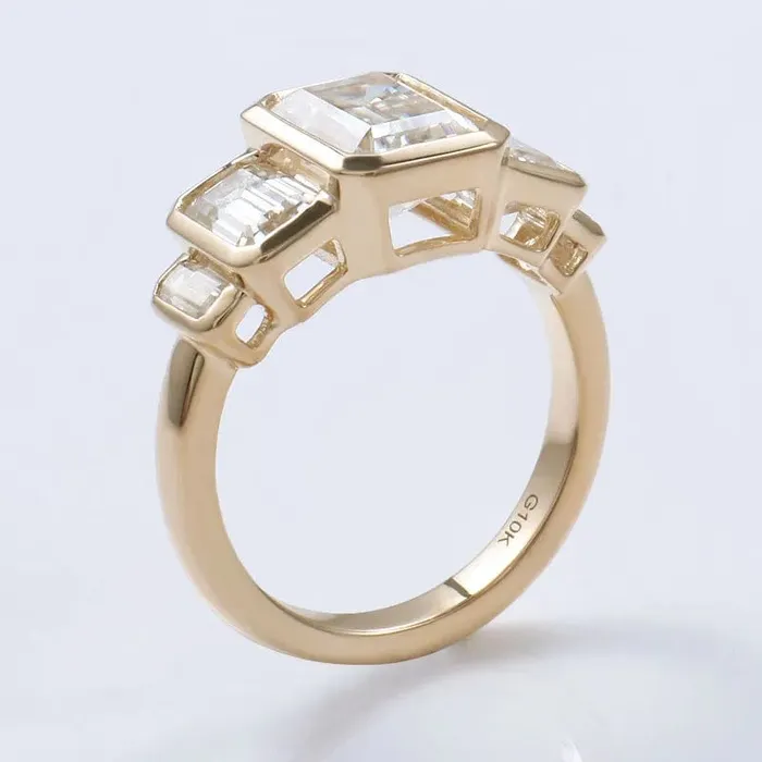 VVS Jewelry Rings 10K Gold Emerald Cut 2CT Moissanite Engagement Ring