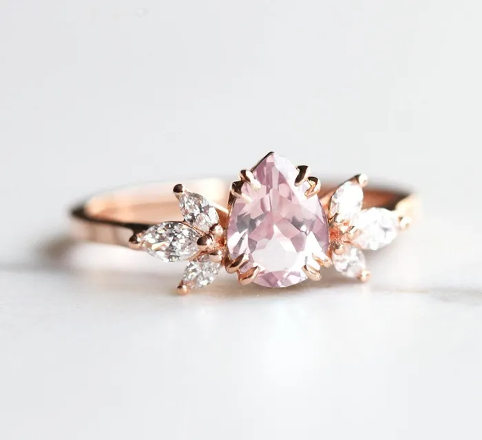 Capucinne Rings Leandra Pear Sapphire Diamond Ring