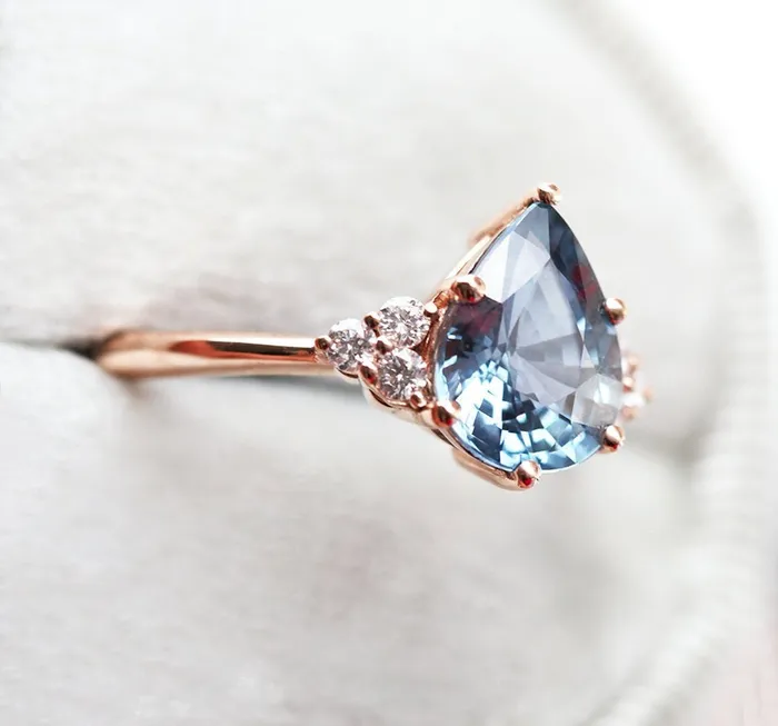 Rings Capucinne Jeanie Sapphire Diamond Ring