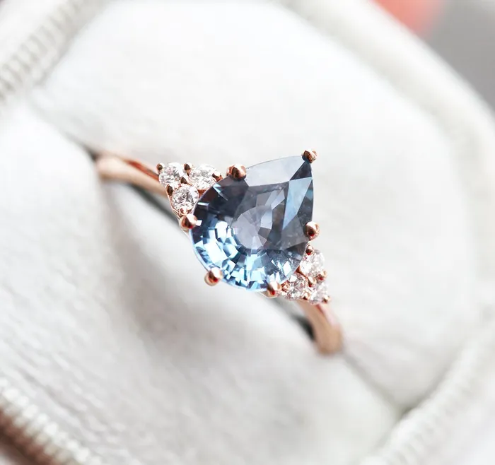 Rings Capucinne Jeanie Sapphire Diamond Ring