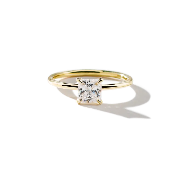 ILA Rings Solitaire Diamond Engagement Ring