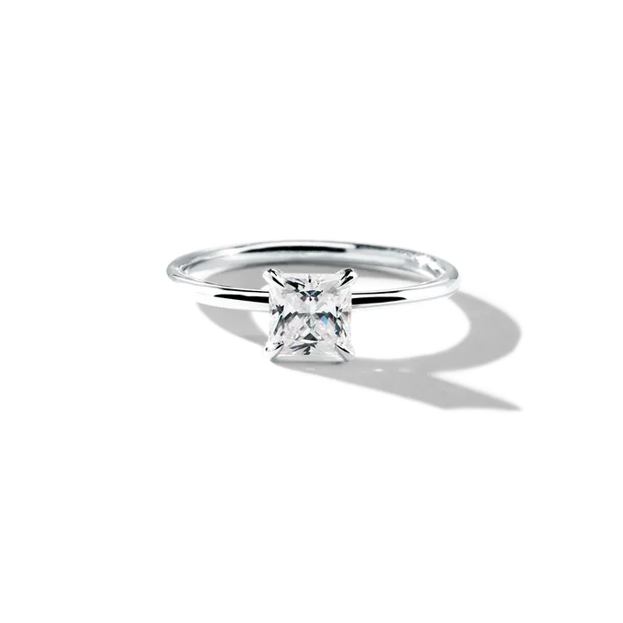 ILA Rings Solitaire Diamond Engagement Ring