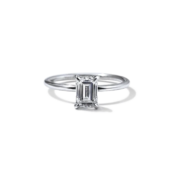 ILA Rings Solitaire Diamond Engagement Ring