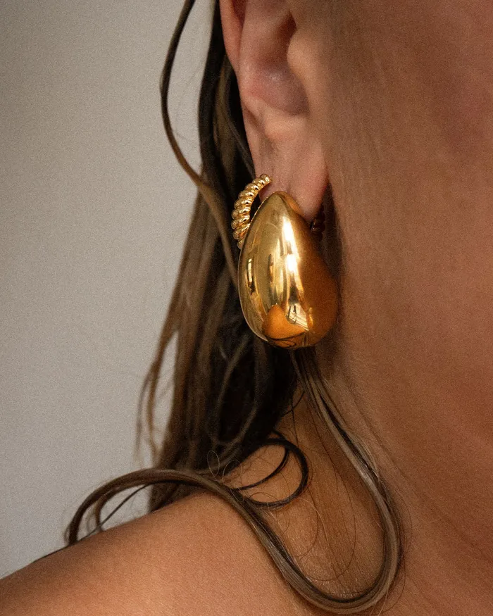 Luv Aj PreStyled Sets Gia Hoops Gold