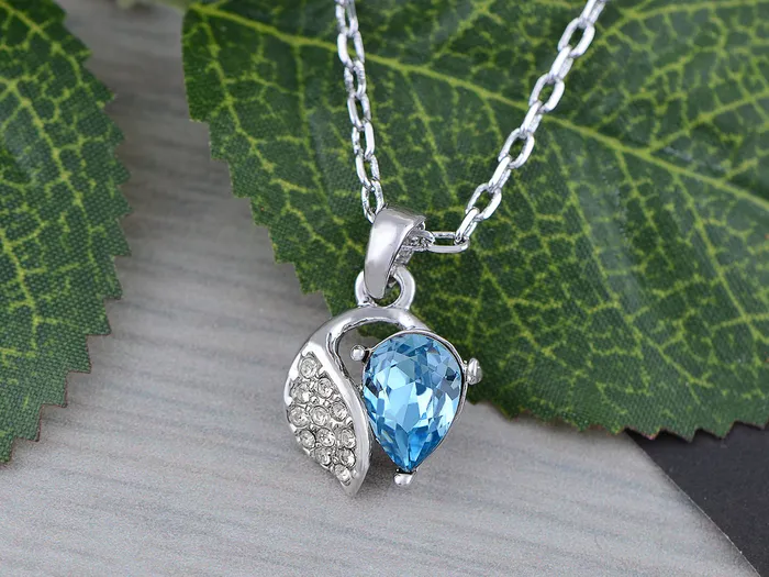 Swarovski Crystal Elements Aquamarine Bow Necklace Alilang Necklaces Swarovski Crystal Elements Aquamarine Bow Necklace Alilang Necklaces