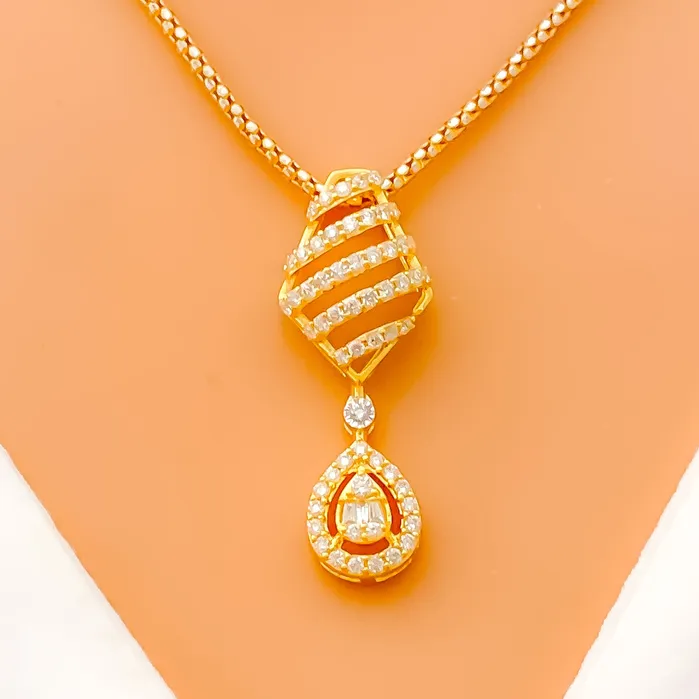 Andaaz Jewelers Shimmering Striped Diamond 18k Gold Pendant PreStyled Sets