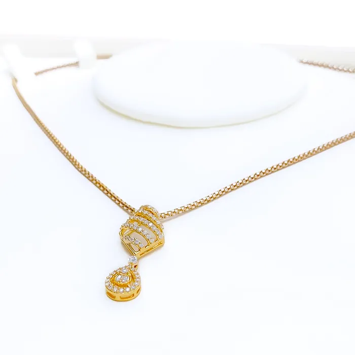 Andaaz Jewelers Shimmering Striped Diamond 18k Gold Pendant PreStyled Sets