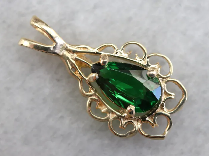 Gold Tsavorite Garnet Pendant Market Square Jewelers PreStyled Sets