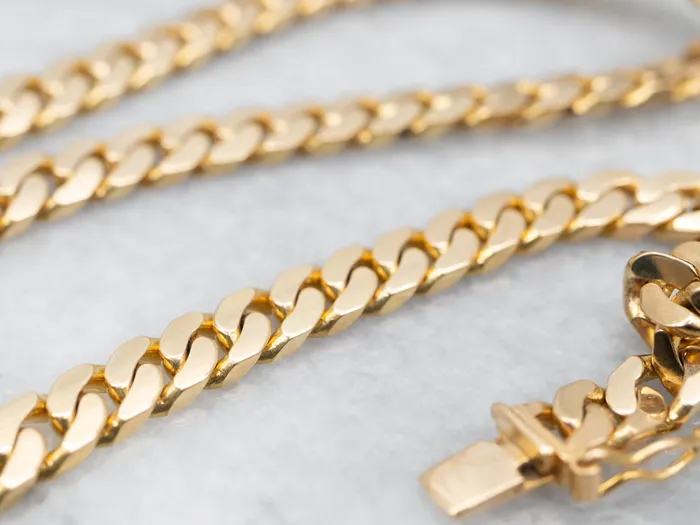 Heavy 18Karat Gold Curb Chain with Box Clasp Market Square Jewelers Necklaces Heavy 18Karat Gold Curb Chain with Box Clasp Market Square Jewelers Necklaces