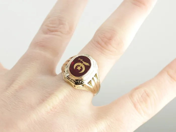 Market Square Jewelers Rings Retro Era Mens Shriners Club Statement Ring Masonic or Fraternal Collectors Item Market Square Jewelers Rings Retro Era Mens Shriners Club Statement Ring Masonic or Fraternal Collectors Item
