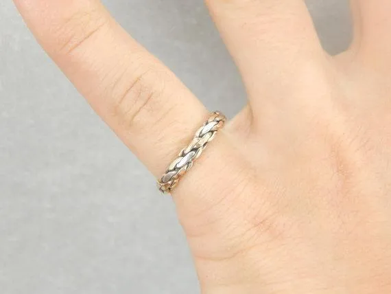 Market Square Jewelers Sterling Silver and Rose Gold Link Band Rings Market Square Jewelers Sterling Silver and Rose Gold Link Band Rings