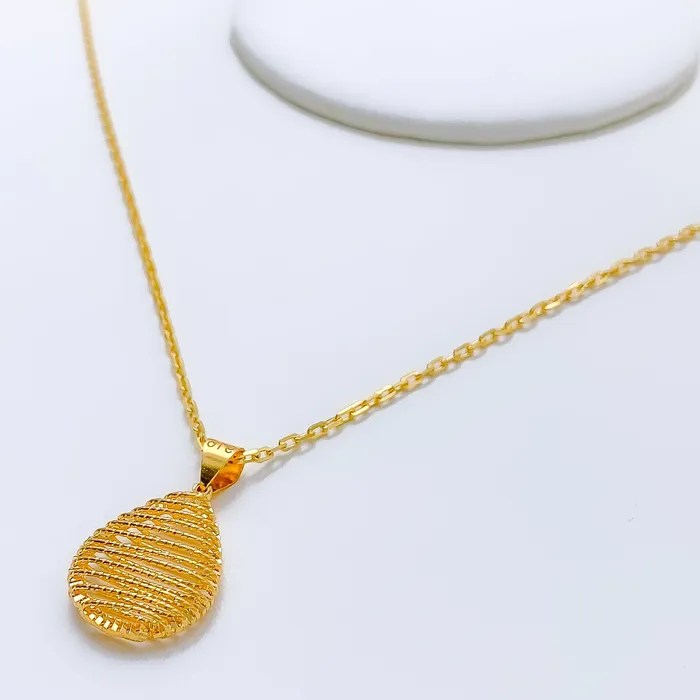 Necklaces Andaaz Jewelers INSTORE PROMO 22k Gold Wire Pendant With Chain 3