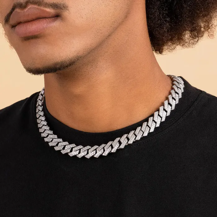 old Rings Round Cut Prong Cuban Link Chain in White Gold 8mm