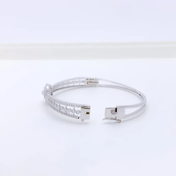 PreStyled Sets Andaaz Jewelers Modern White Gold Diamond 18k Gold Bangle Bracelet