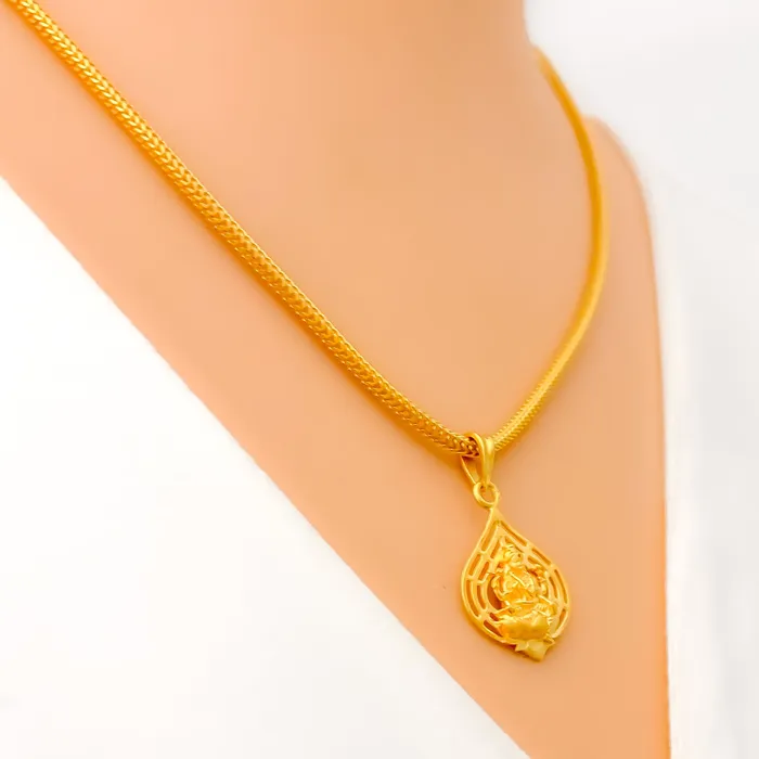 PreStyled Sets Andaaz Jewelers Priceless Evergreen 22k Gold Lakshmi Pendant