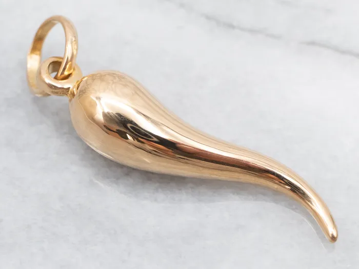 PreStyled Sets Market Square Jewelers Yellow 18Karat Gold Italian Horn Pendant PreStyled Sets Market Square Jewelers Yellow 18Karat Gold Italian Horn Pendant