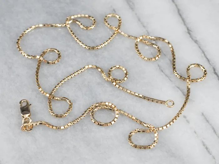 PreStyled Sets Sleek Gold Box Chain Market Square Jewelers PreStyled Sets Sleek Gold Box Chain Market Square Jewelers