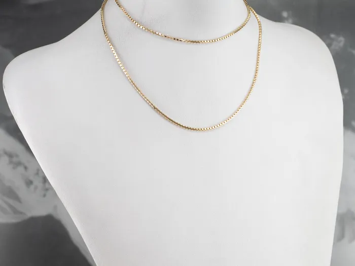 PreStyled Sets Sleek Gold Box Chain Market Square Jewelers PreStyled Sets Sleek Gold Box Chain Market Square Jewelers