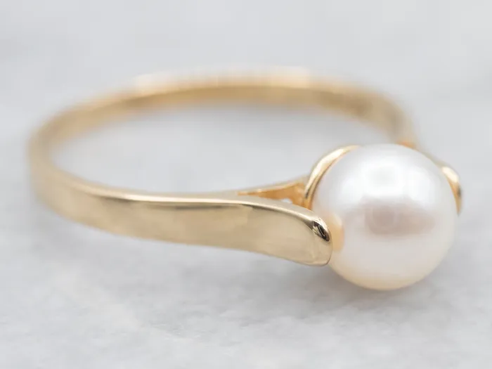 Rings Market Square Jewelers Classic Pearl Solitaire Ring