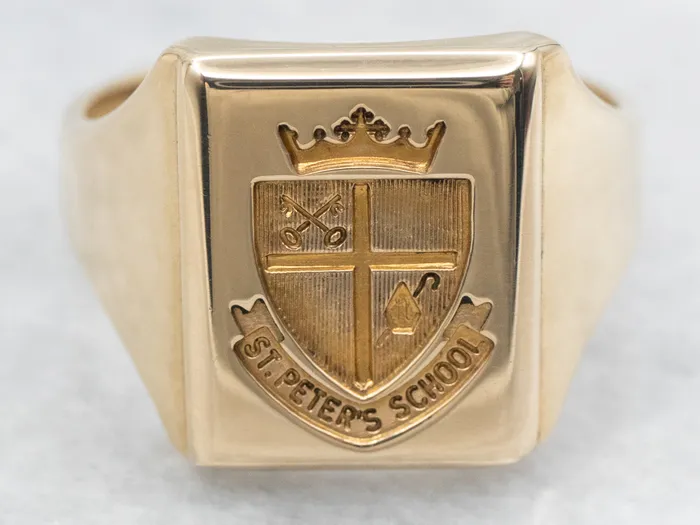 Rings Market Square Jewelers Vintage St Peters School Signet Ring in Yellow Gold Rings Market Square Jewelers Vintage St Peters School Signet Ring in Yellow Gold