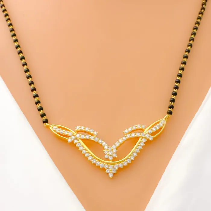 Vintage Charm Diamond 18k Gold Mangal Sutra Andaaz Jewelers PreStyled Sets Vintage Charm Diamond 18k Gold Mangal Sutra Andaaz Jewelers PreStyled Sets