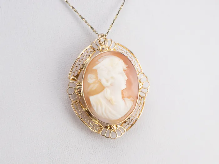 Vintage Gold Filigree Cameo Brooch or Pendant Market Square Jewelers PreStyled Sets Vintage Gold Filigree Cameo Brooch or Pendant Market Square Jewelers PreStyled Sets