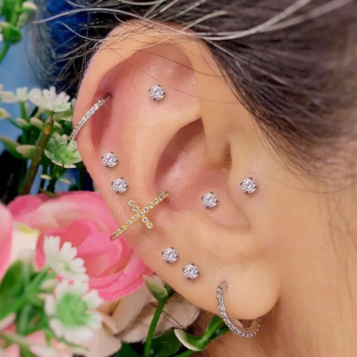16G CZ Titanium Internally Threaded Labret Helix Stud OUFER BODY JEWELRY Earrings 16G CZ Titanium Internally Threaded Labret Helix Stud OUFER BODY JEWELRY Earrings