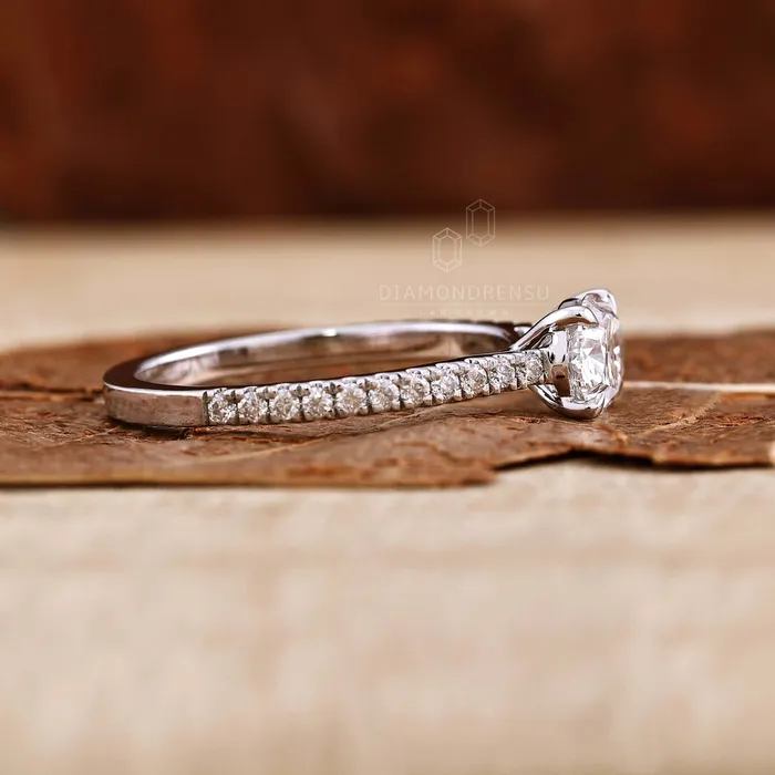 Diamondrensu 087 CT Oval Cut Lab Grown Diamond East to West Set Engagement Ring Rings