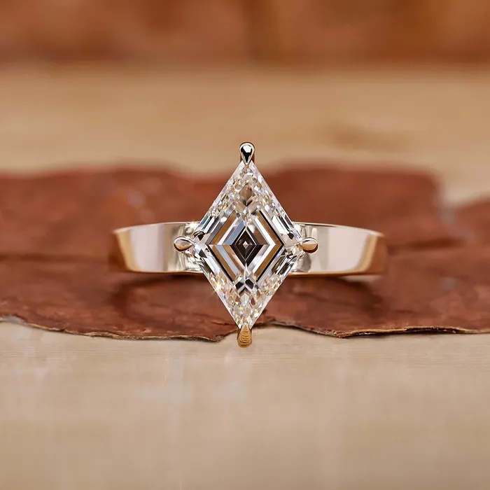 Diamondrensu Lozenge Cut Diamond Solitaire Gold Engagement Ring Rings