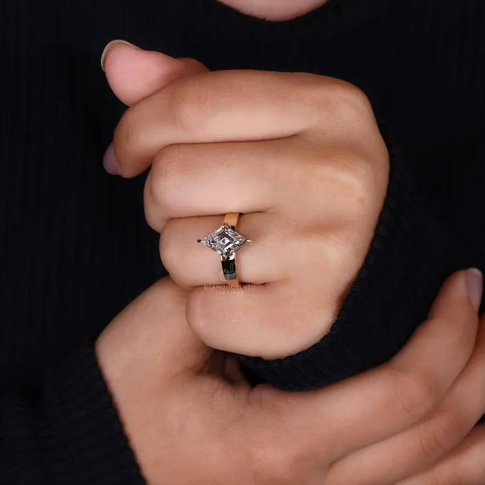 Diamondrensu Lozenge Cut Diamond Solitaire Gold Engagement Ring Rings