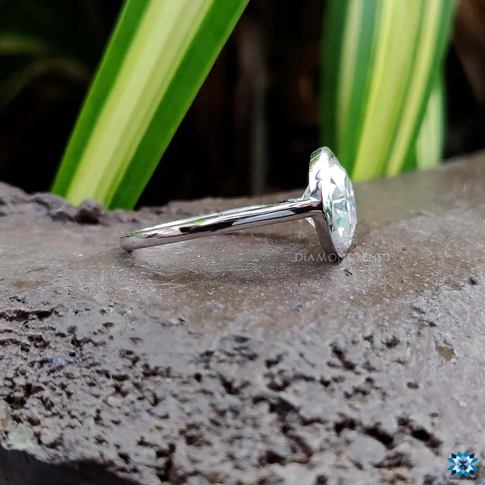 Diamondrensu Rings 189 CT Round Old European Cut Bezel Set Moissanite Solitaire Ring Diamondrensu Rings 189 CT Round Old European Cut Bezel Set Moissanite Solitaire Ring