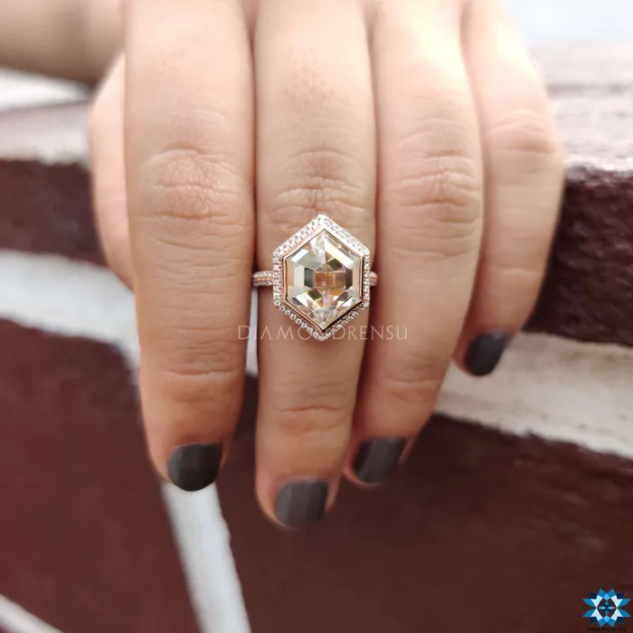 Diamondrensu Rings 533 TCW Hexagon Rose Cut Dazzling Micro Pave Halo Engagement Ring Diamondrensu Rings 533 TCW Hexagon Rose Cut Dazzling Micro Pave Halo Engagement Ring