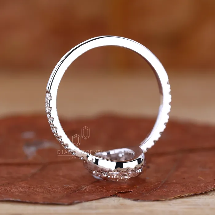 Diamondrensu Rings Oval Diamond Engagement Ring Halo Style