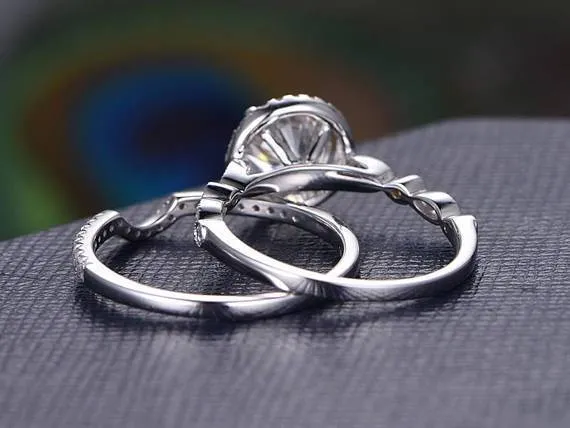 Flawless Moissanite Rings Bridal Ring Set Vintage Design Halo Shaped Band Flawless Moissanite Rings Bridal Ring Set Vintage Design Halo Shaped Band