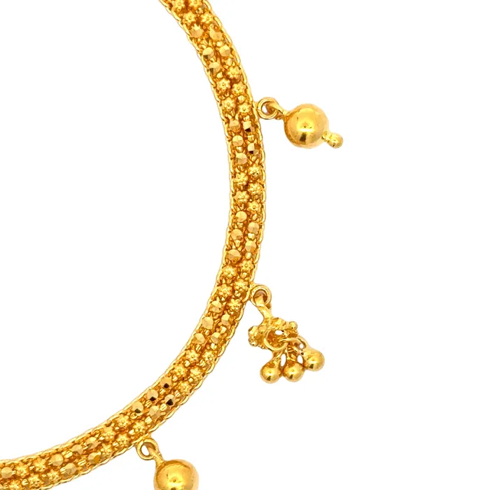 Gold Palace Bracelets 22k Yellow Gold Chain Charm Bracelet measuring 4mm thickness x 75 inch length