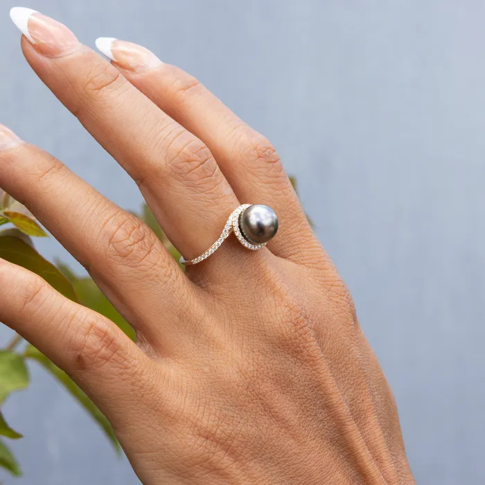 Maui Divers Jewelry Halo Bypass Tahitian Black Pearl Ring in Gold with Diamonds 910mm Rings Maui Divers Jewelry Halo Bypass Tahitian Black Pearl Ring in Gold with Diamonds 910mm Rings