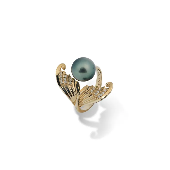 Moon Mermaid Tahitian Black Pearl Ring in Gold with Diamonds 910mm Maui Divers Jewelry Rings Moon Mermaid Tahitian Black Pearl Ring in Gold with Diamonds 910mm Maui Divers Jewelry Rings