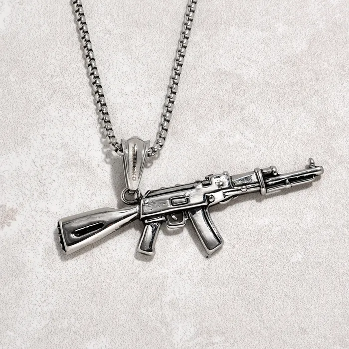 Necklaces Kalifano Silver AK47 Gun Steel Hearts Necklace
