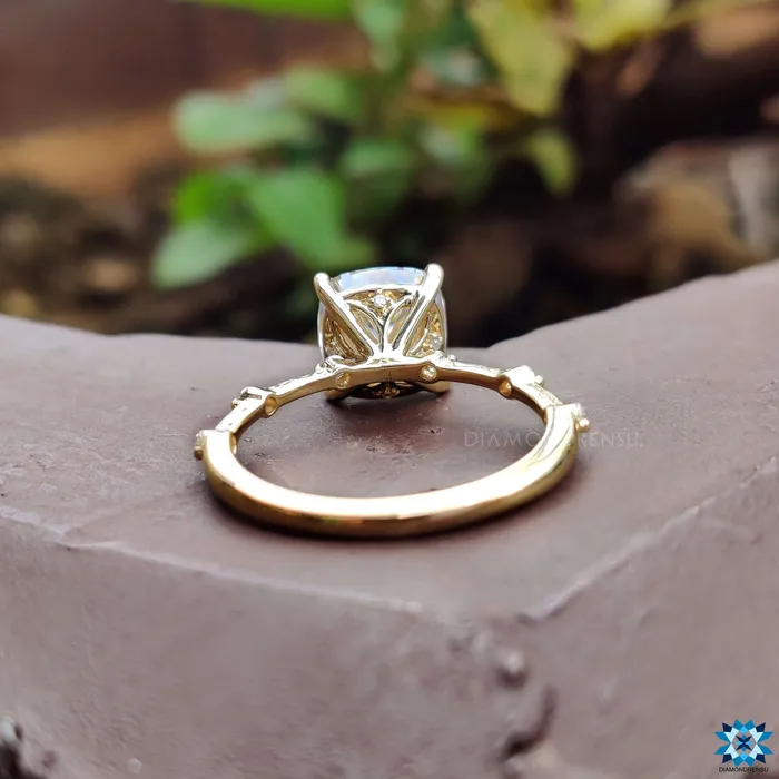 Rings Diamondrensu 325 CT Cushion Cut Distance Pave Set Unique Vintage Style Moissanite Engagement Ring
