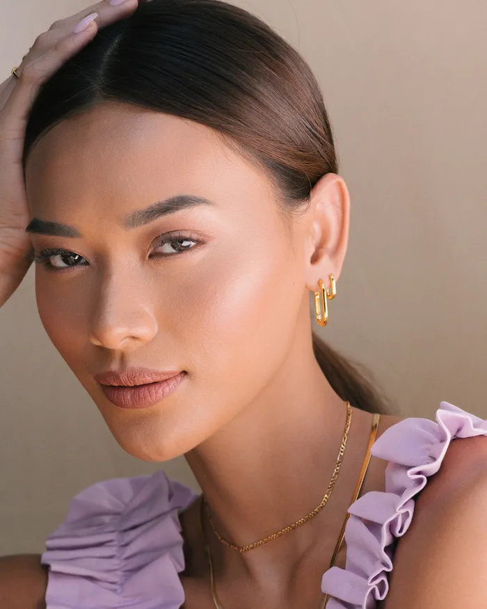 Venus Gold Hoops Penny Pairs PreStyled Sets Venus Gold Hoops Penny Pairs PreStyled Sets